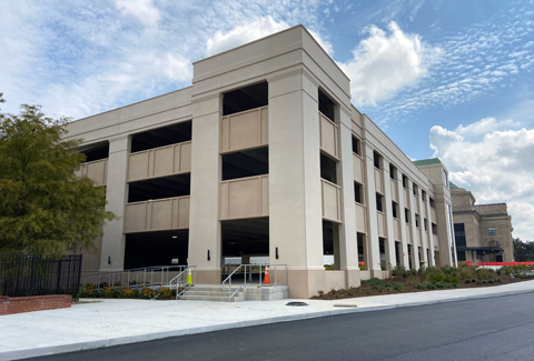 Corner façade and entrance of the new Science Museum of Virginia parking deck.